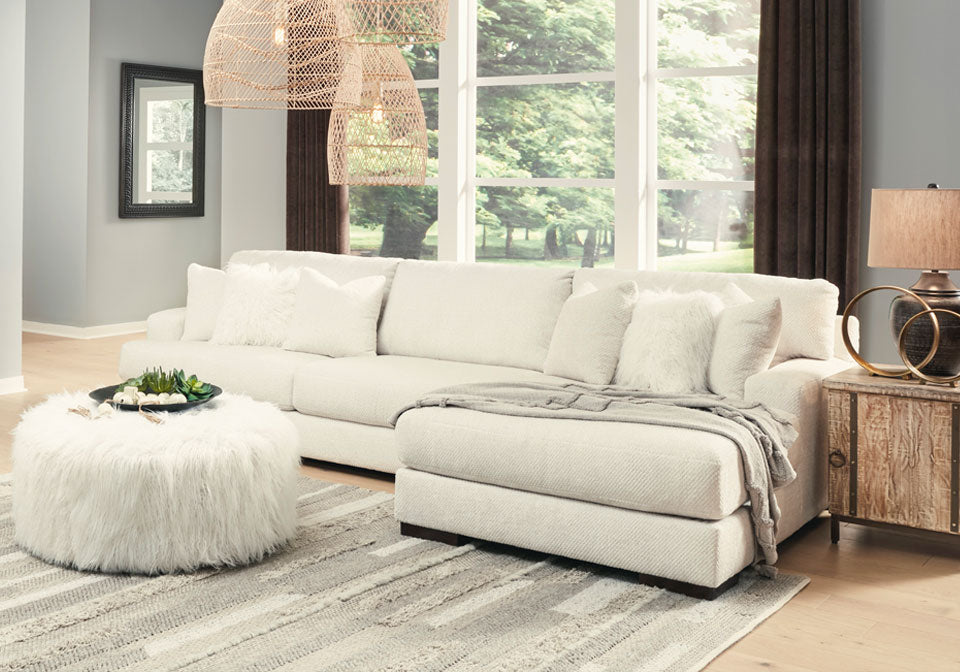 Zada 2-Piece Sectional with Chaise